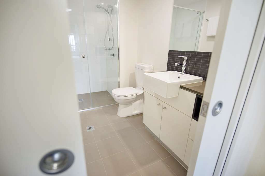 Curtis Central Apartments Official Gladstone Phòng bức ảnh