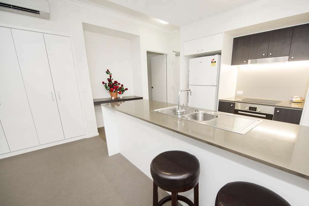 Curtis Central Apartments Official Gladstone Phòng bức ảnh